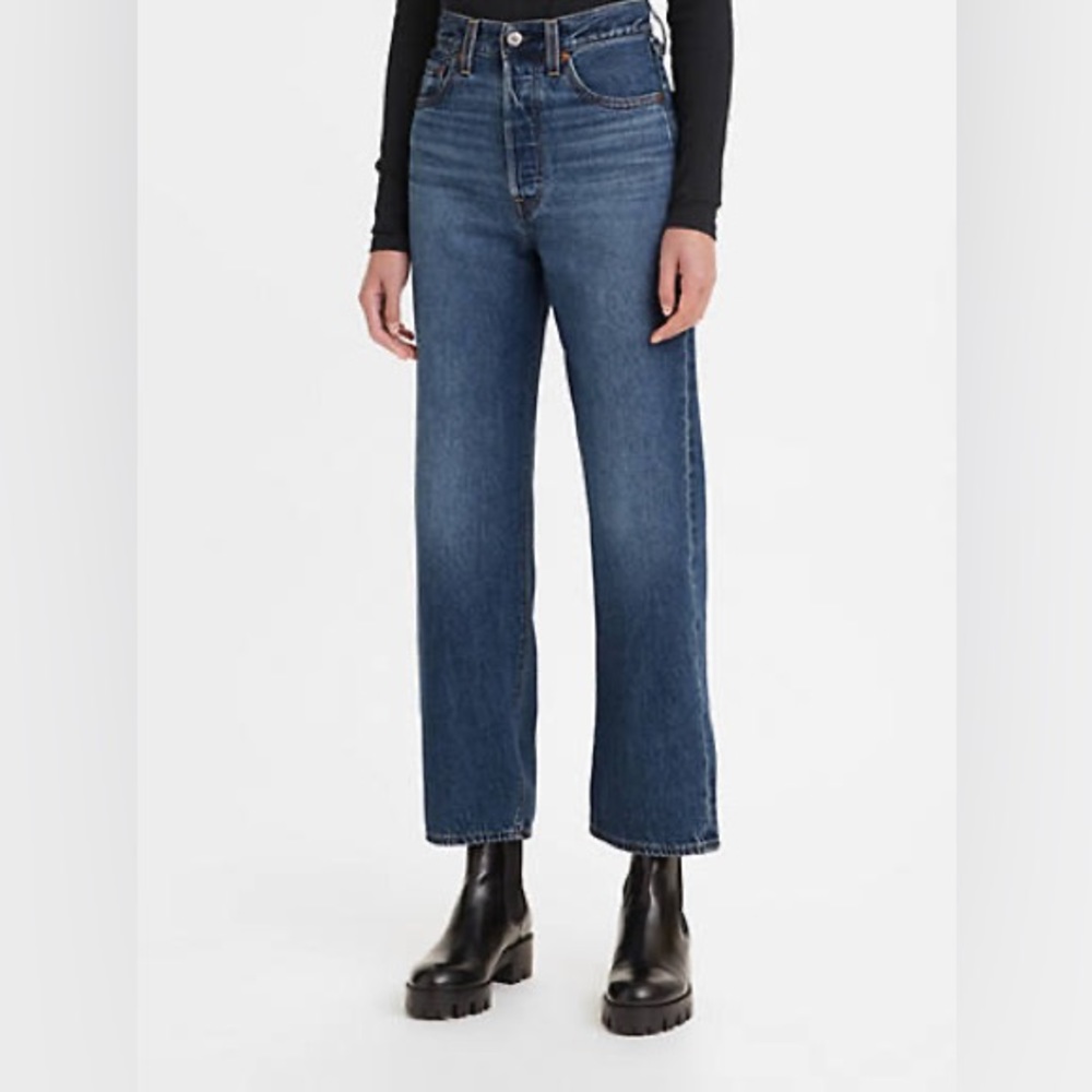Levi’s Ribcage Straight - 25x29 - Noe Wash